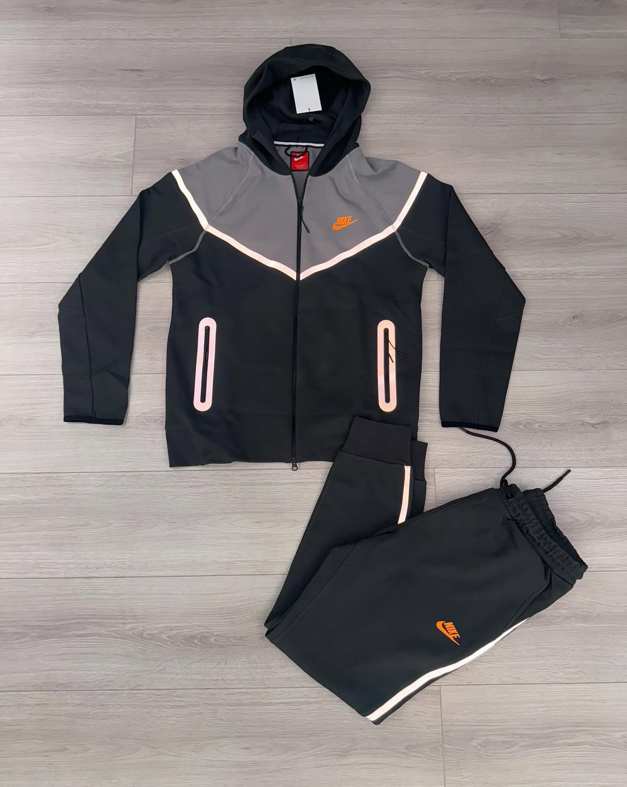 Nike Tech Reflective Set - 853