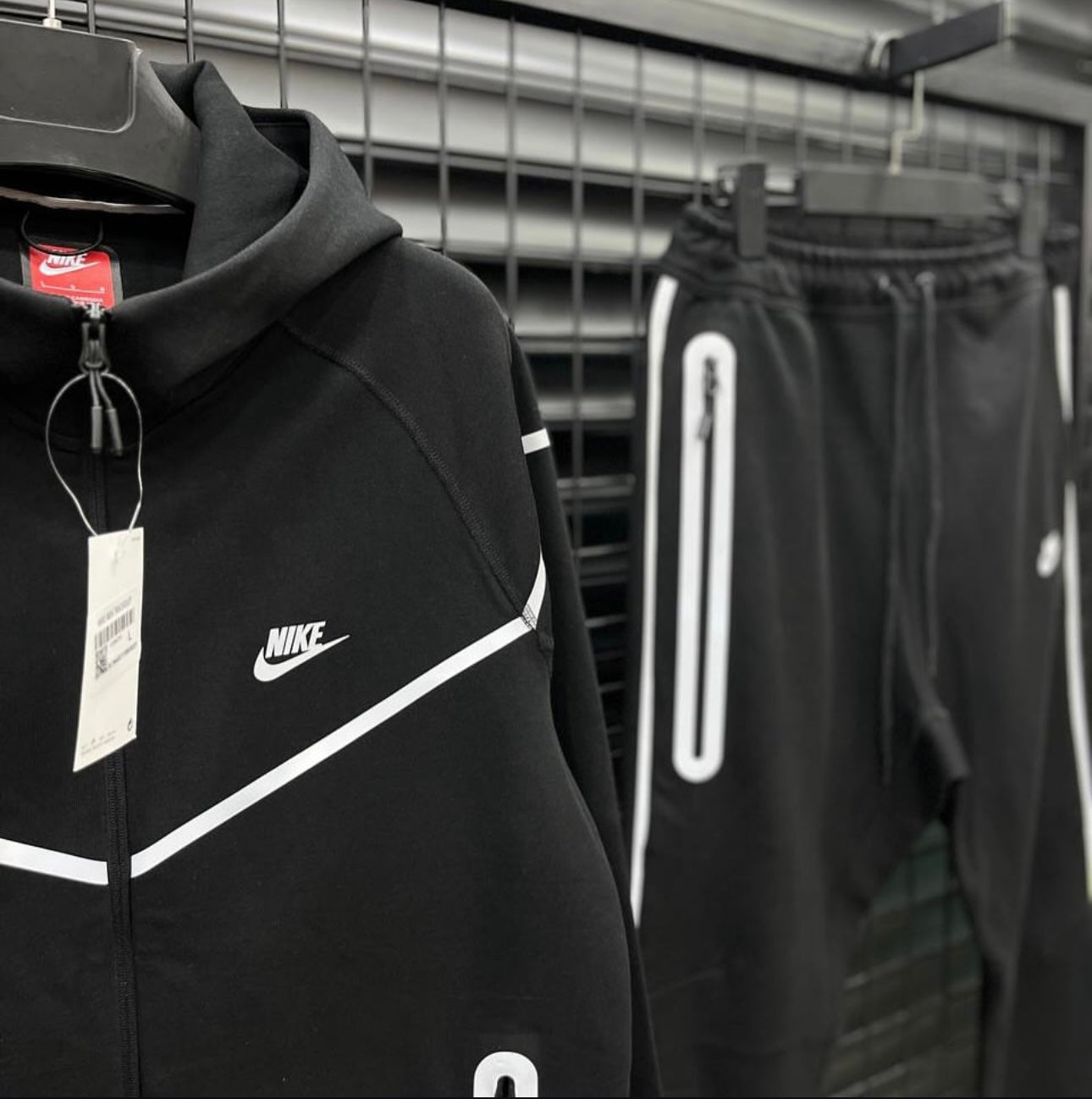 Nike Tech Reflective Set - 854