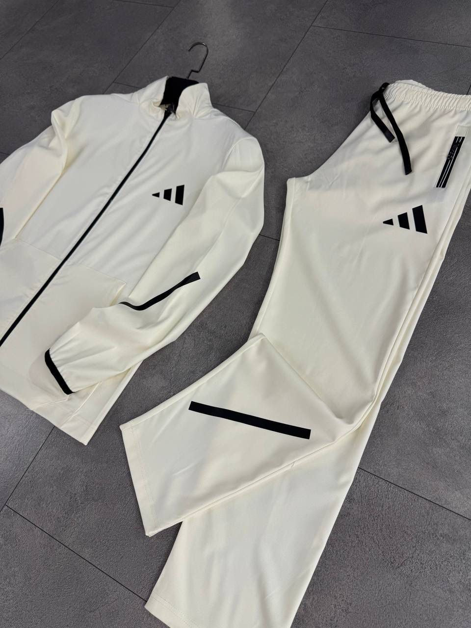 Adidas Set - 946