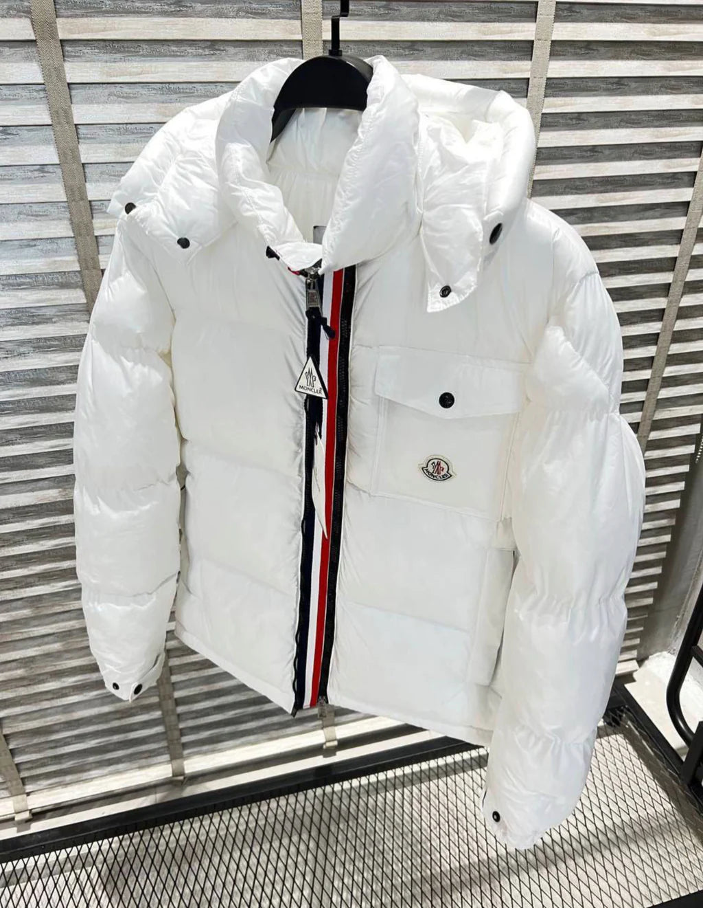 Moncler Jacket - 479