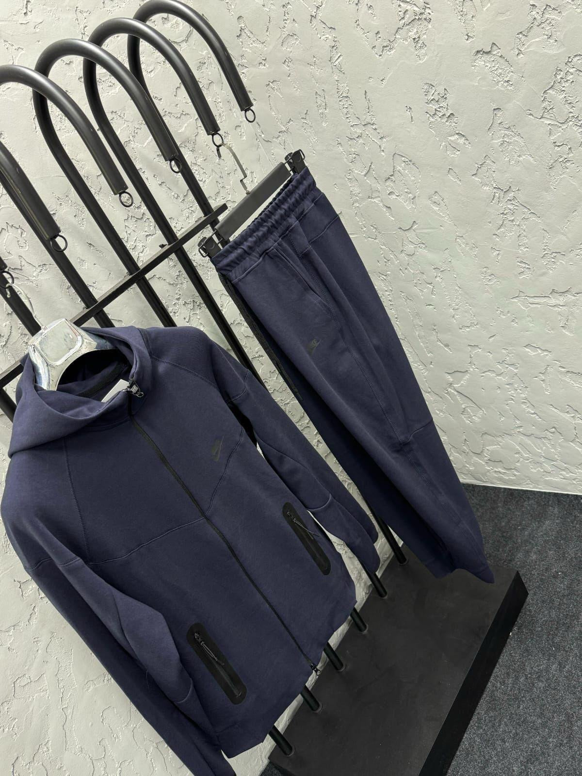 Nike Tech Set - 478