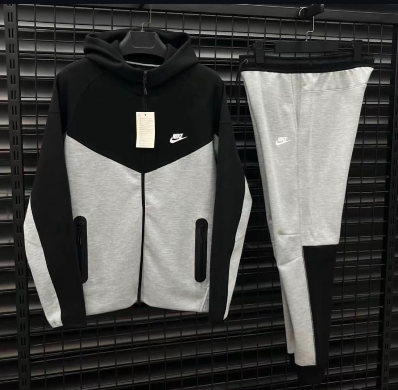 Set Nike Tech - 2025 Μαύρο & Γκρι