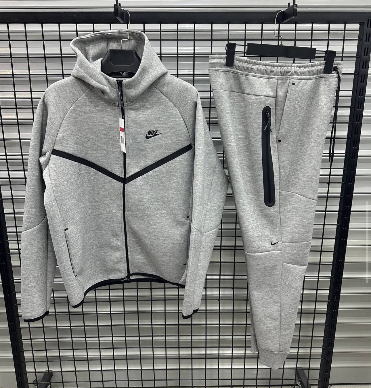 Nike Tech Set - 837