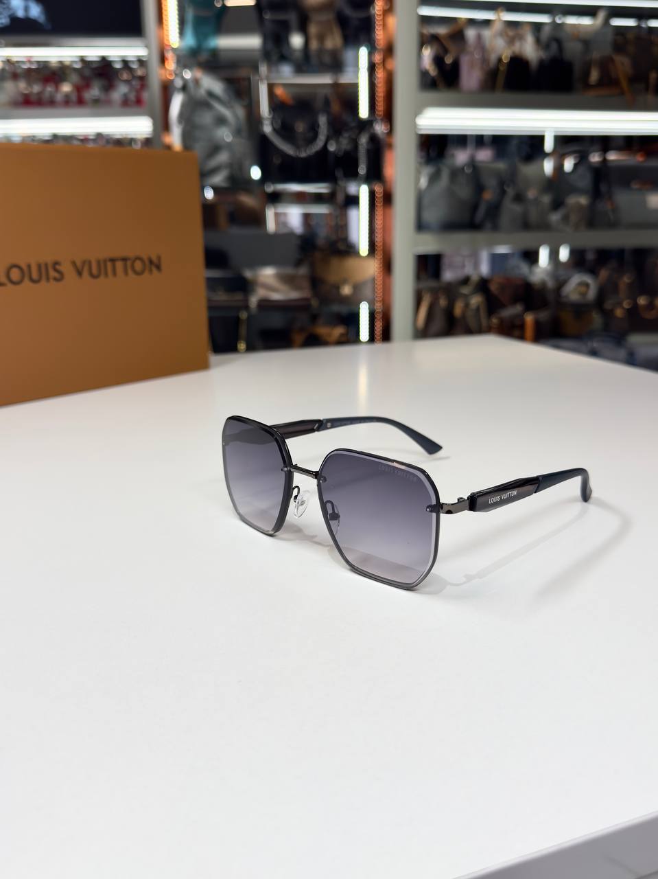 LUIS VUITTON SN-684 SUNGLASSES