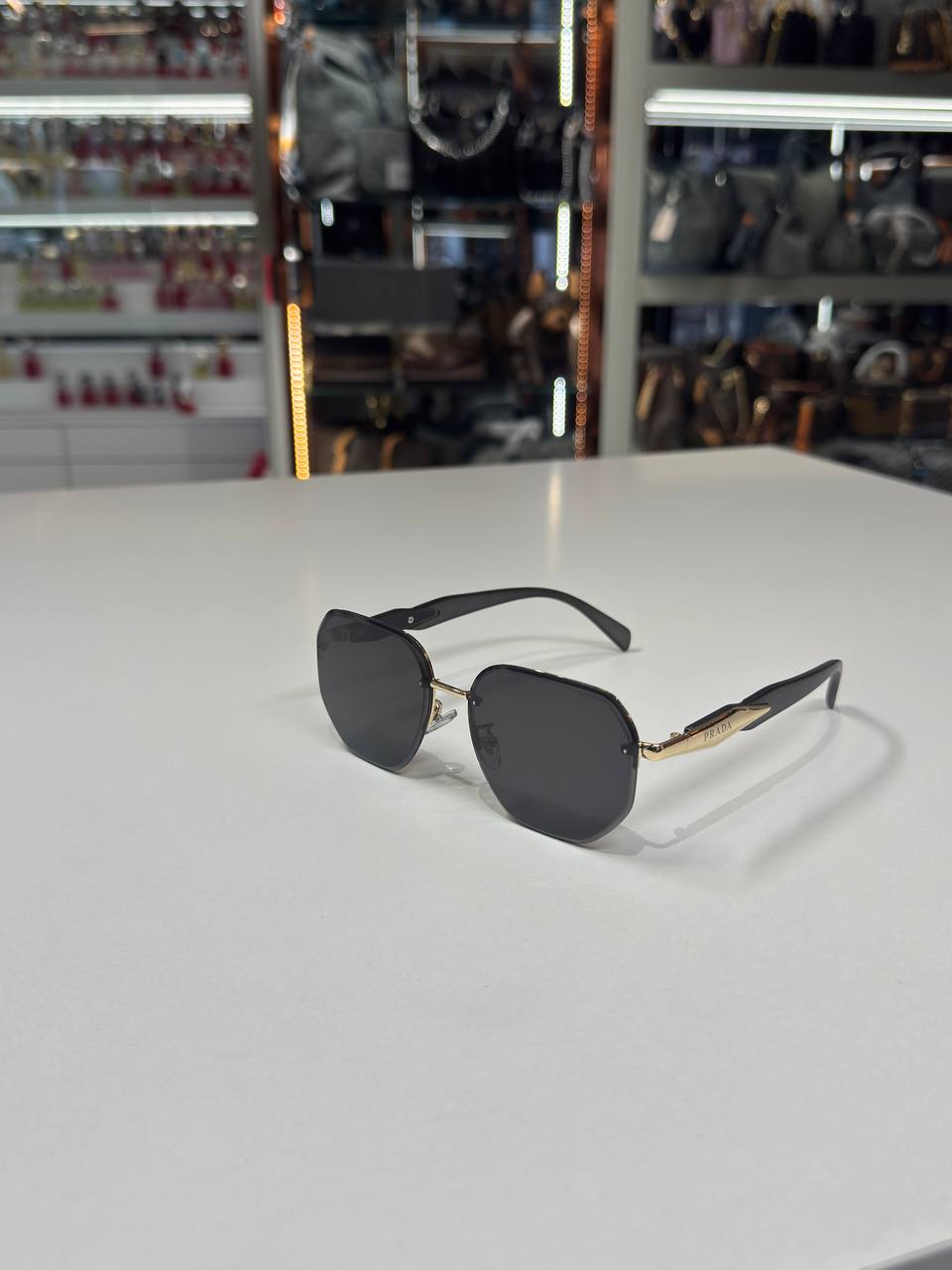 PRADA SN-689 SUNGLASSES