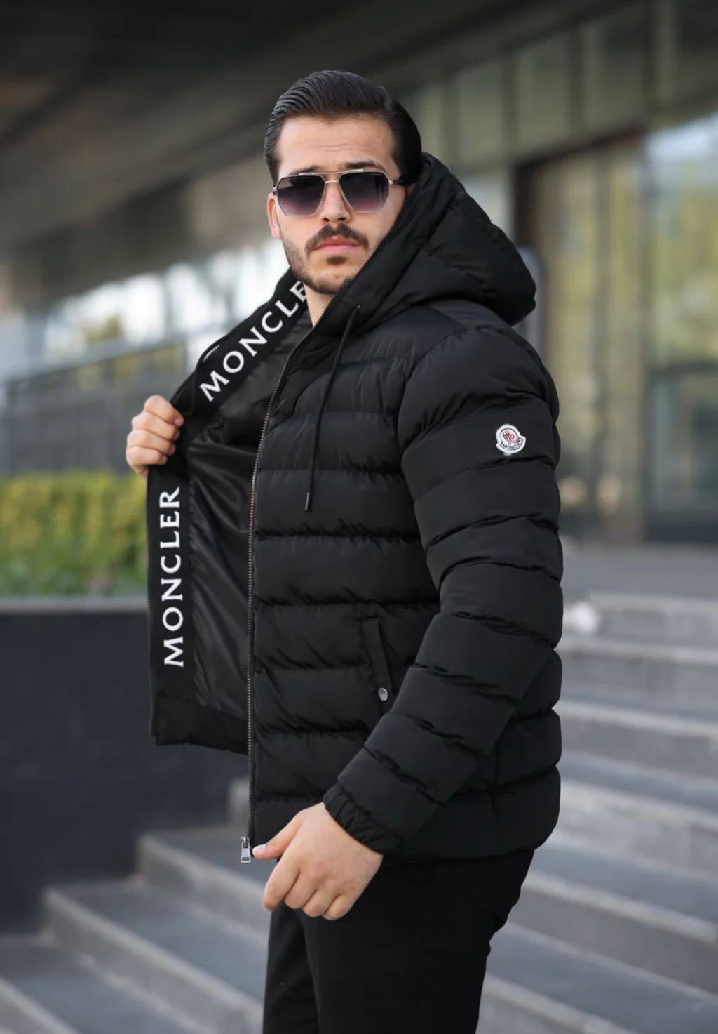 Moncler Jacket - 422
