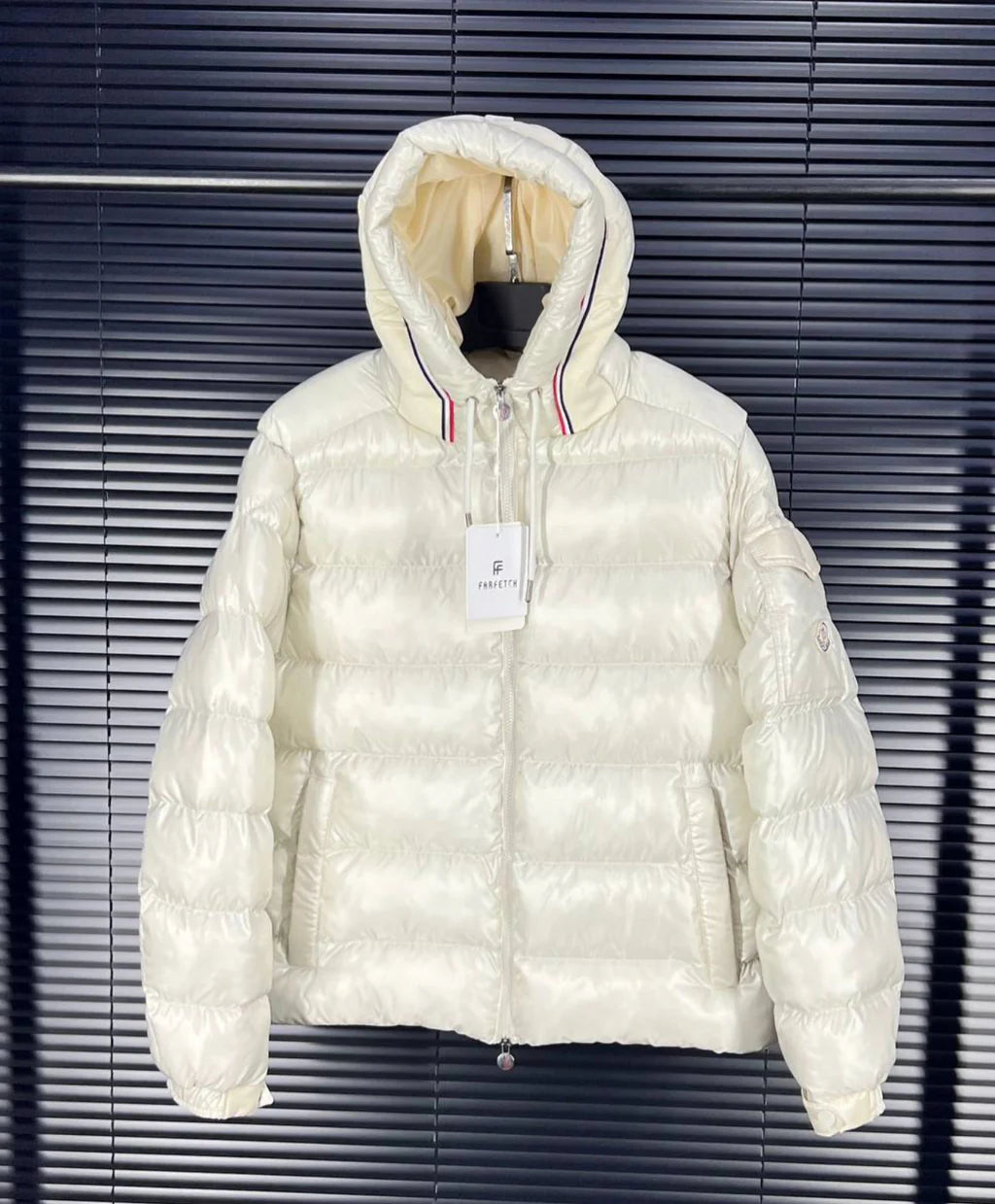 Moncler Jacket - 734