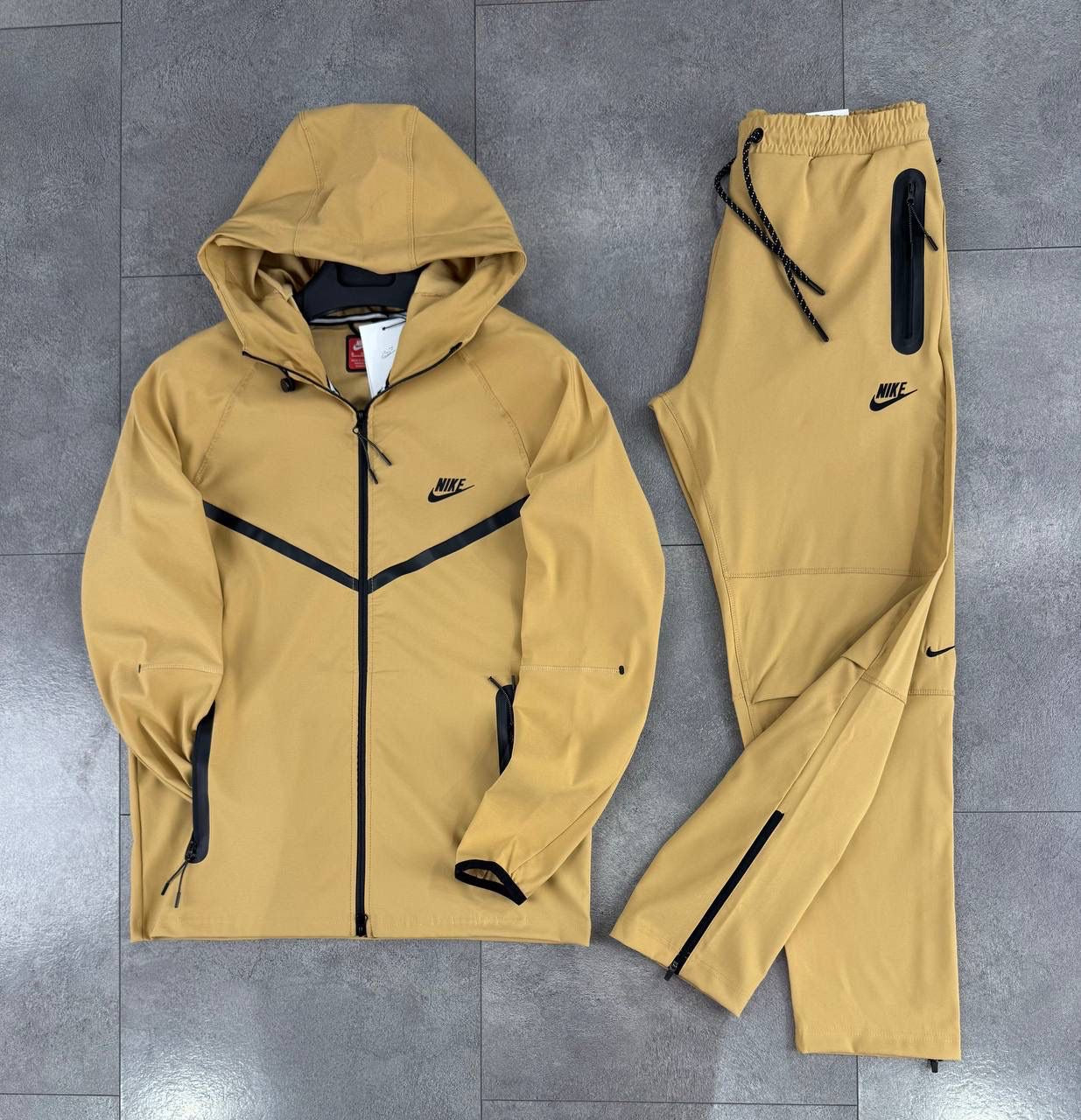 Nike Tech Woven Αντιανεμικό Set - 983
