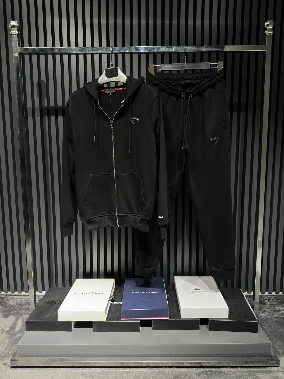 Prada Set - 883
