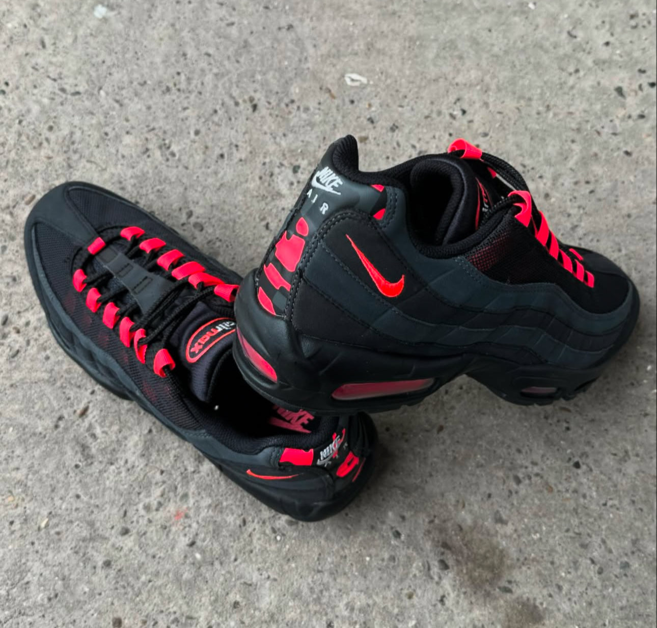 Nike Air Max 95 Essential Μαύρο & Κόκκινο