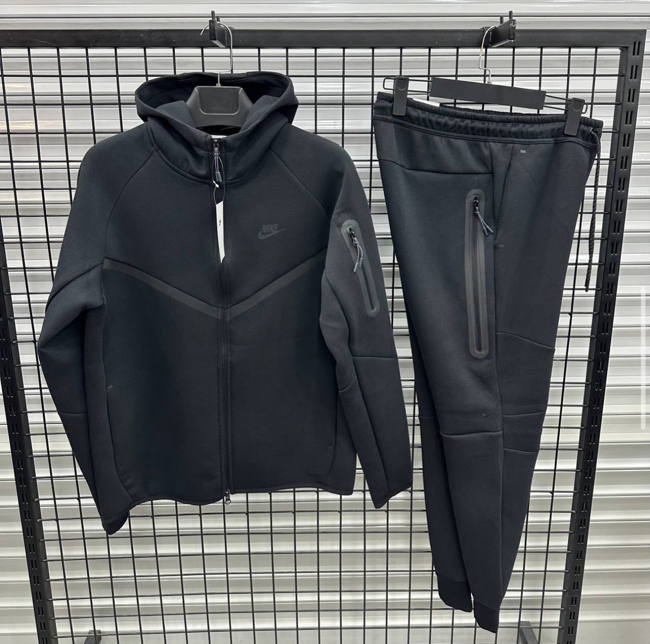 Nike Tech Set - 862