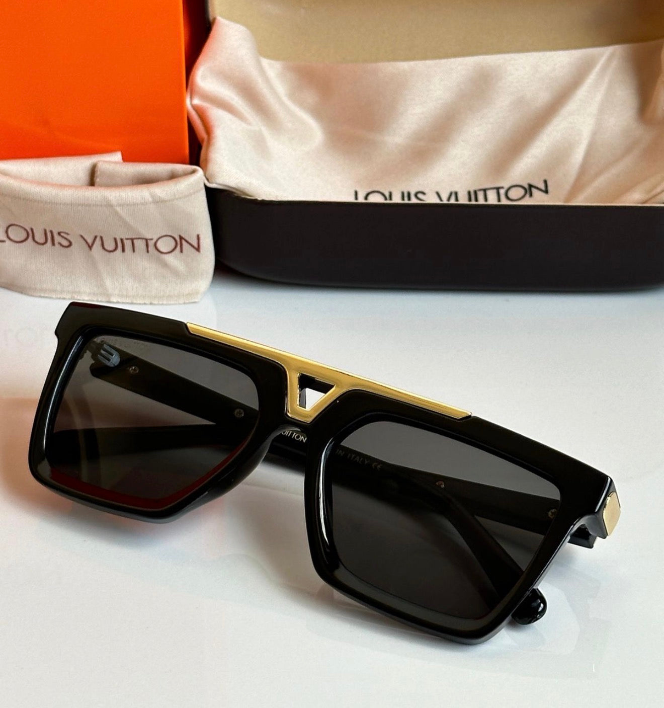 LUIS VUITTON SN-639 SUNGLASSES