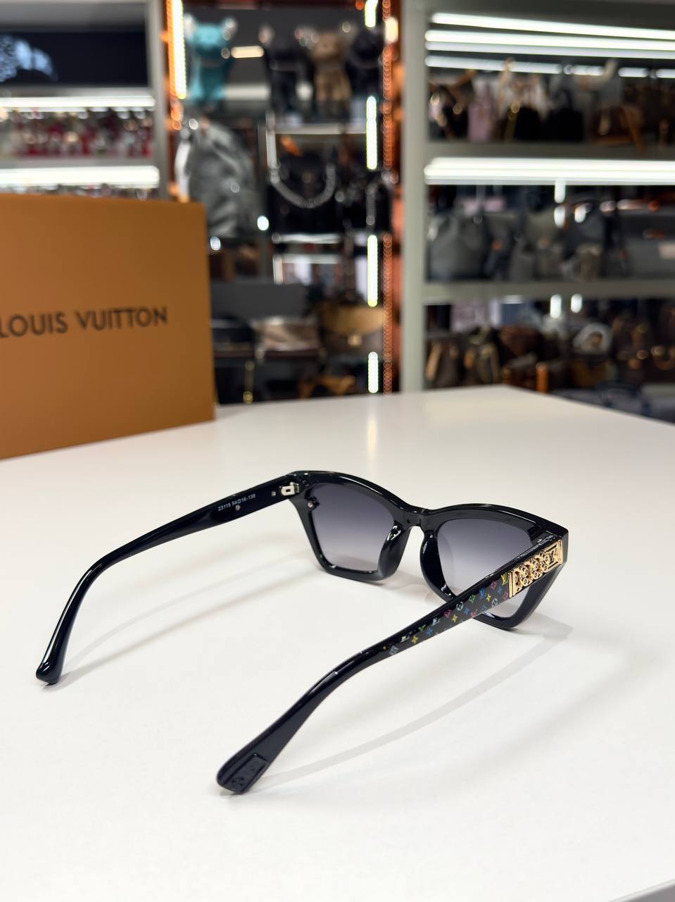 LUIS VUITTON SN-637 SUNGLASSES
