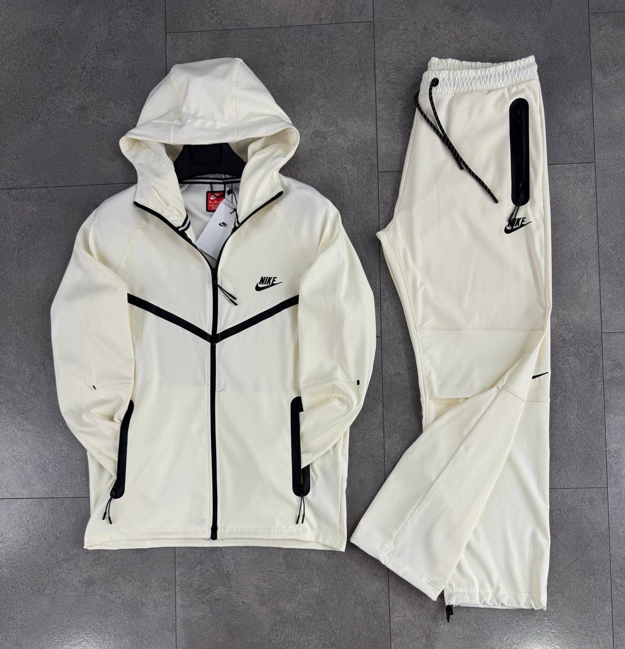 Nike Tech Woven Αντιανεμικό Set - 629