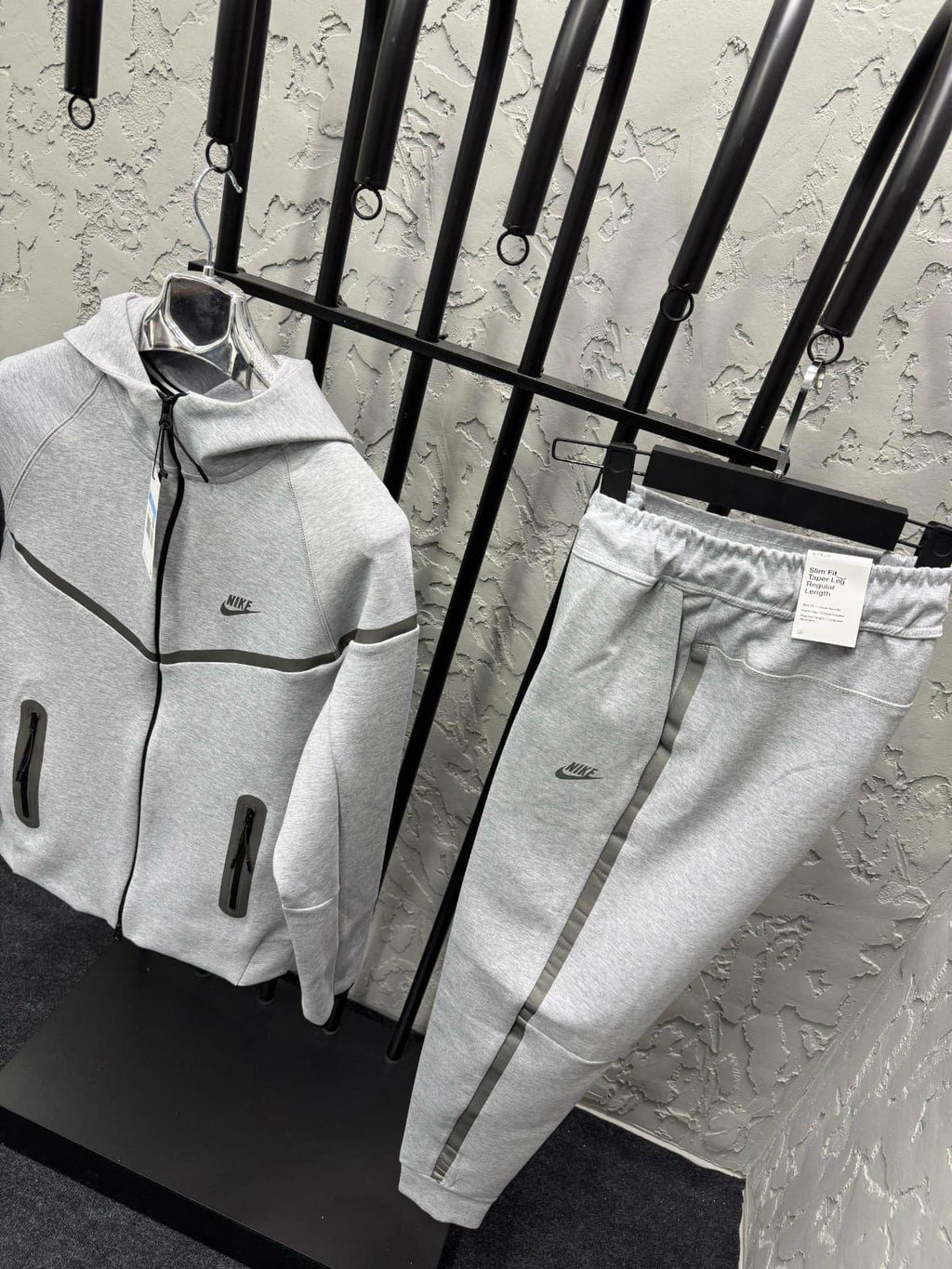 Nike Tech Set - 590