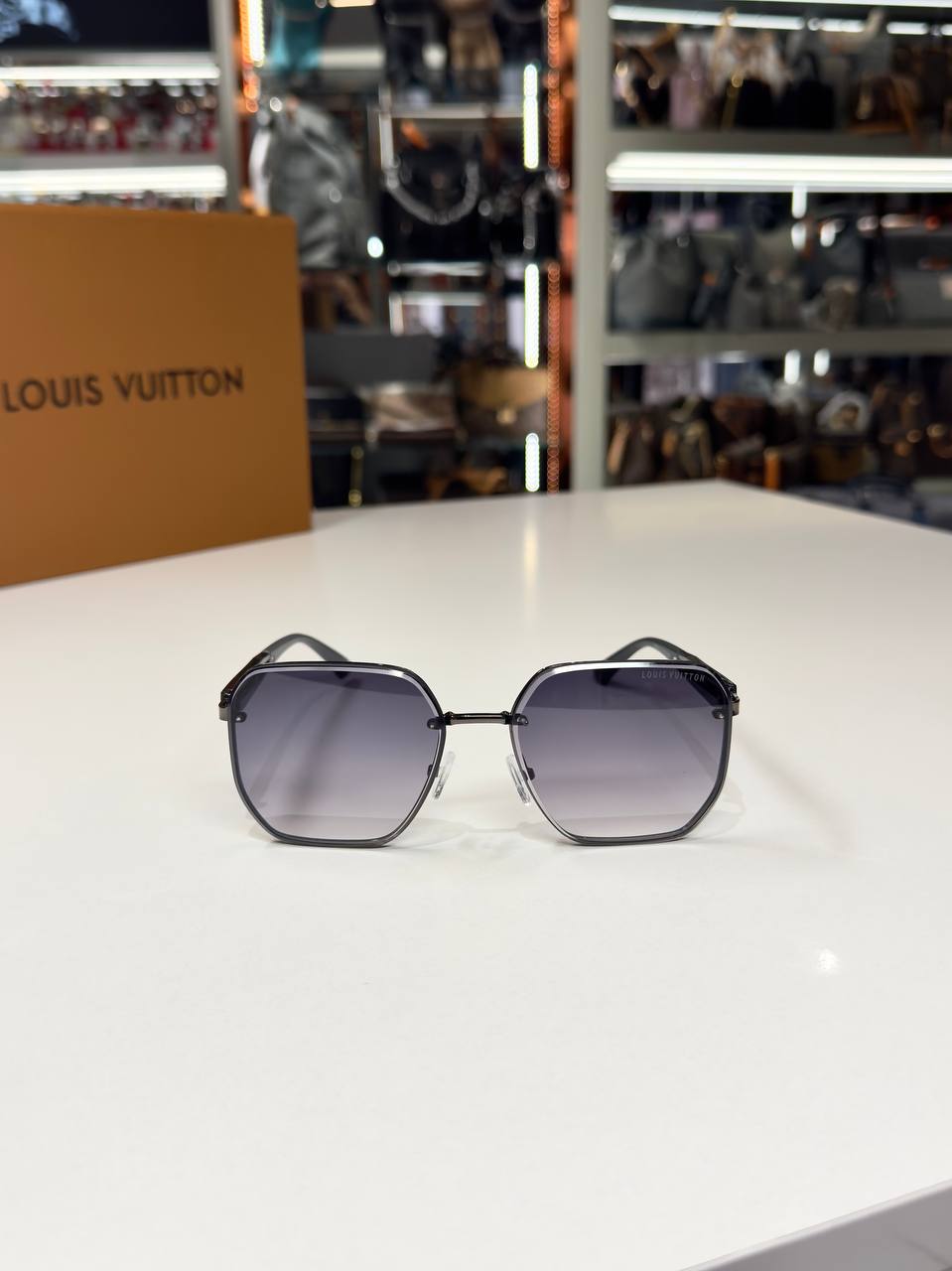 LUIS VUITTON SN-684 SUNGLASSES