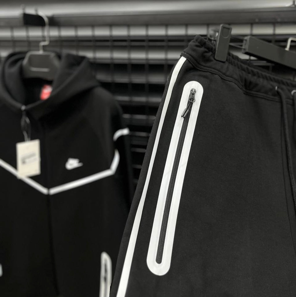 Nike Tech Reflective Set - 854