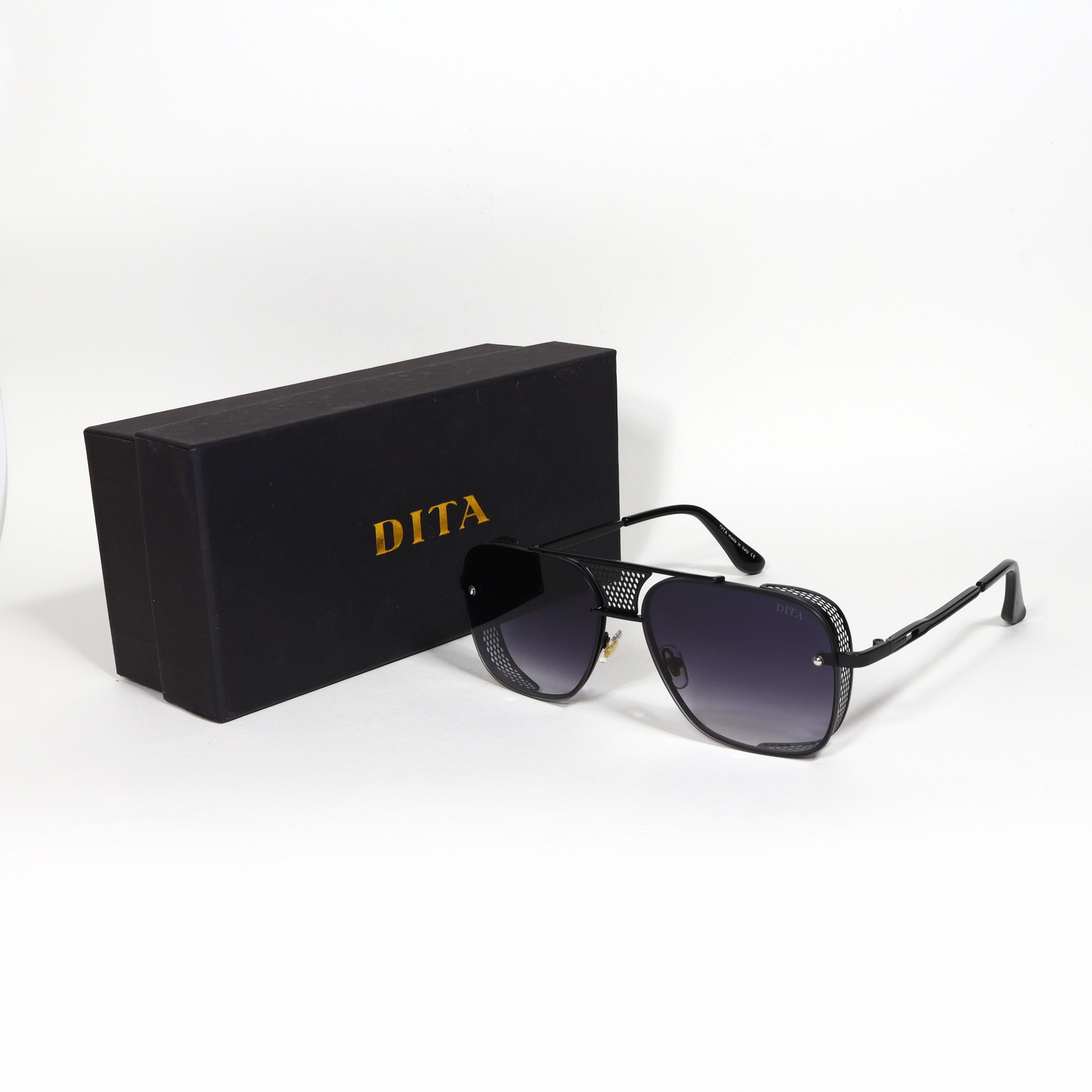 Dita - DT05
