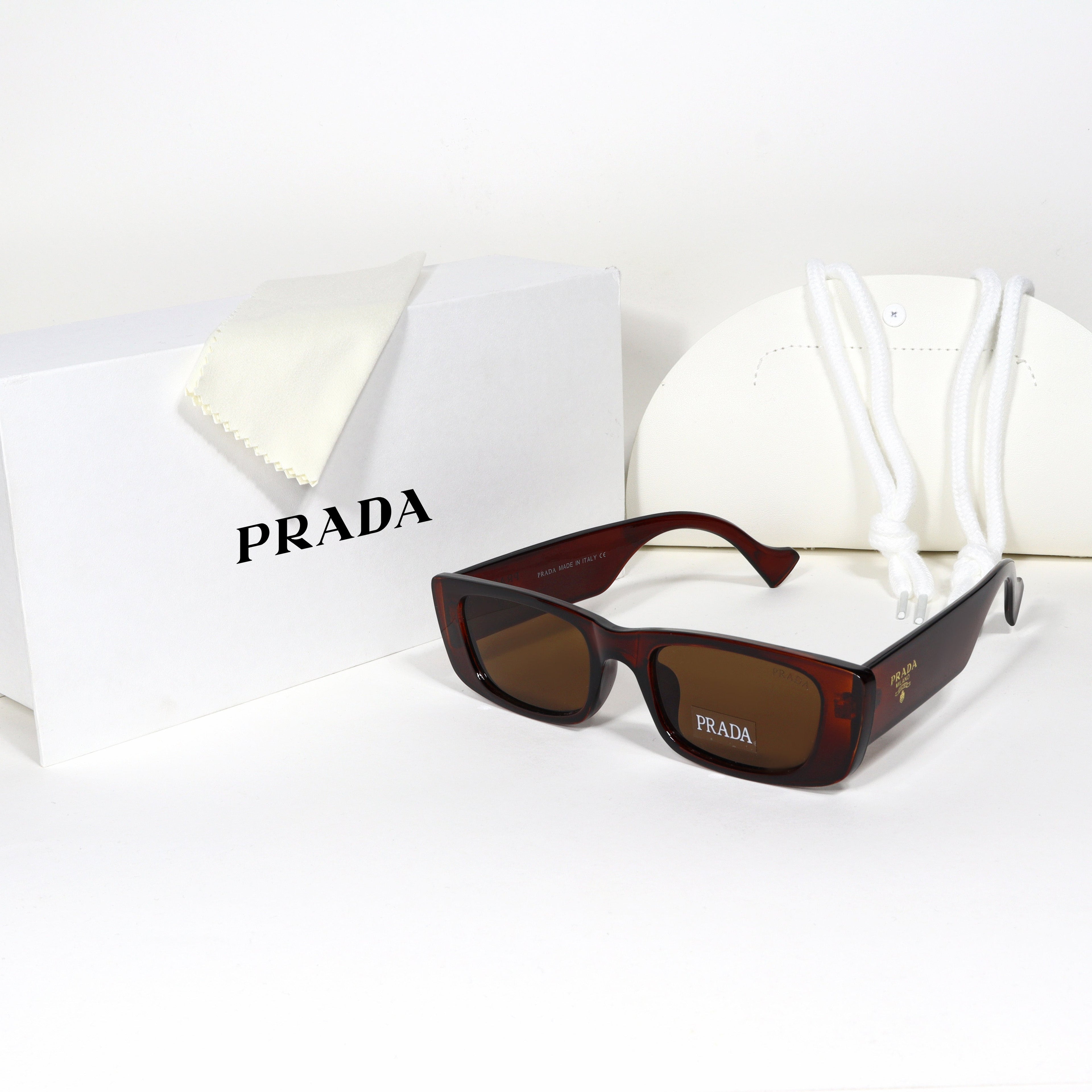Prada - PR08